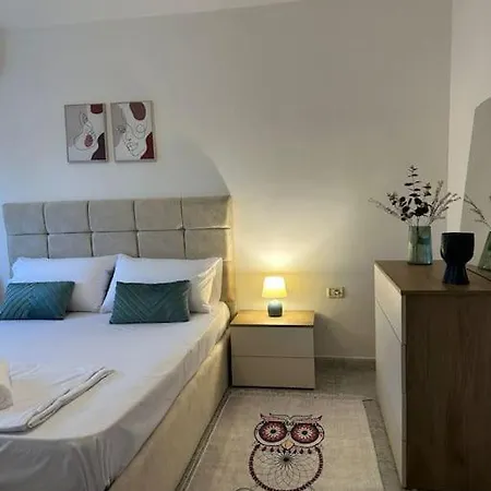 Apartment A&e